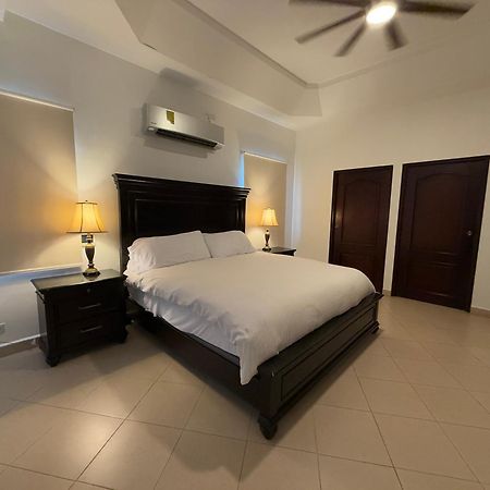 Casa Magna Hotel ลาส ทาบลาส ภายนอก รูปภาพ